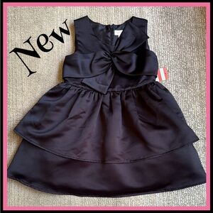 🩷NWT- Elegant Black Girls Dress w/ Fanciful Black Attached Bow ~ Sz 4/5 -XS